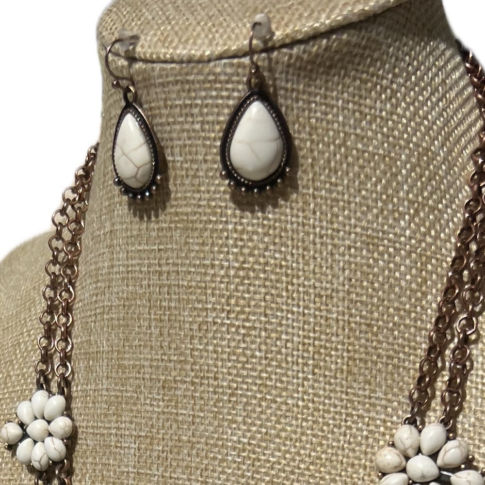 Squash Blossom Statement Necklace and Earrings - Picture 2 of 3